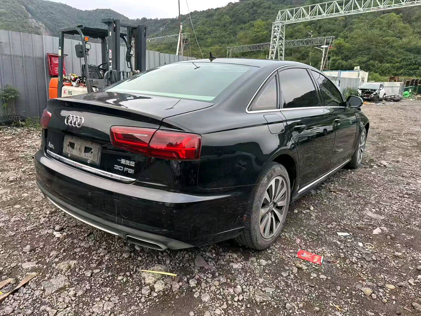 杭州市16年奥迪A6L3