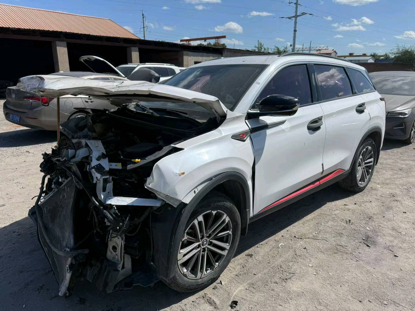 哈爾濱市20年長(zhǎng)安汽車(chē)CS753