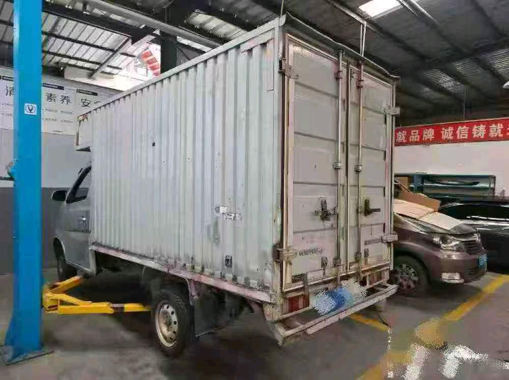 珠海市18年長安汽車睿行3