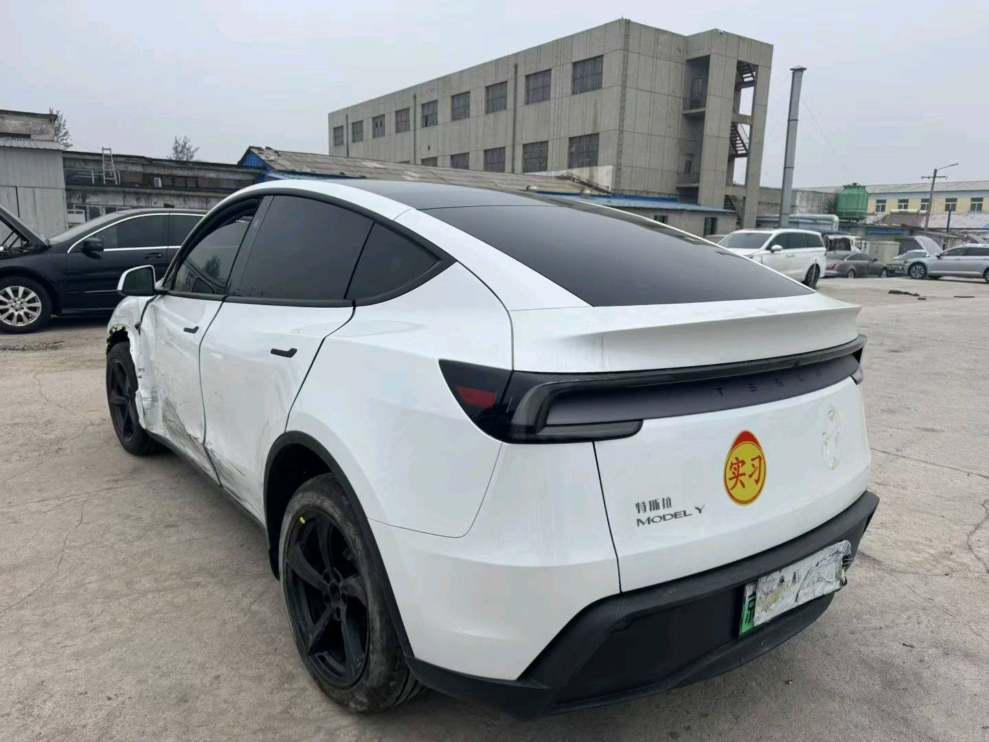 北京25年特斯拉MODEL Y3
