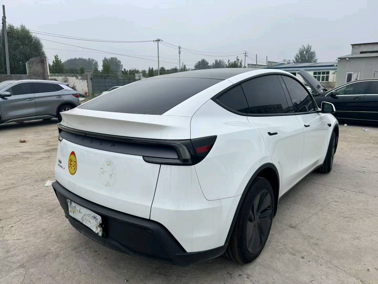 北京25年特斯拉MODEL Y4