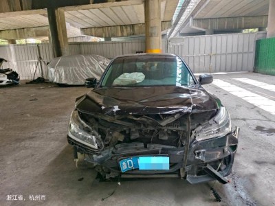 杭州市17年本田雅阁