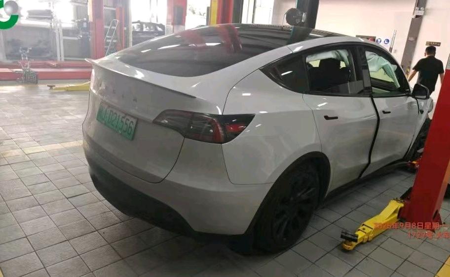 成都市21年特斯拉MODEL Y4