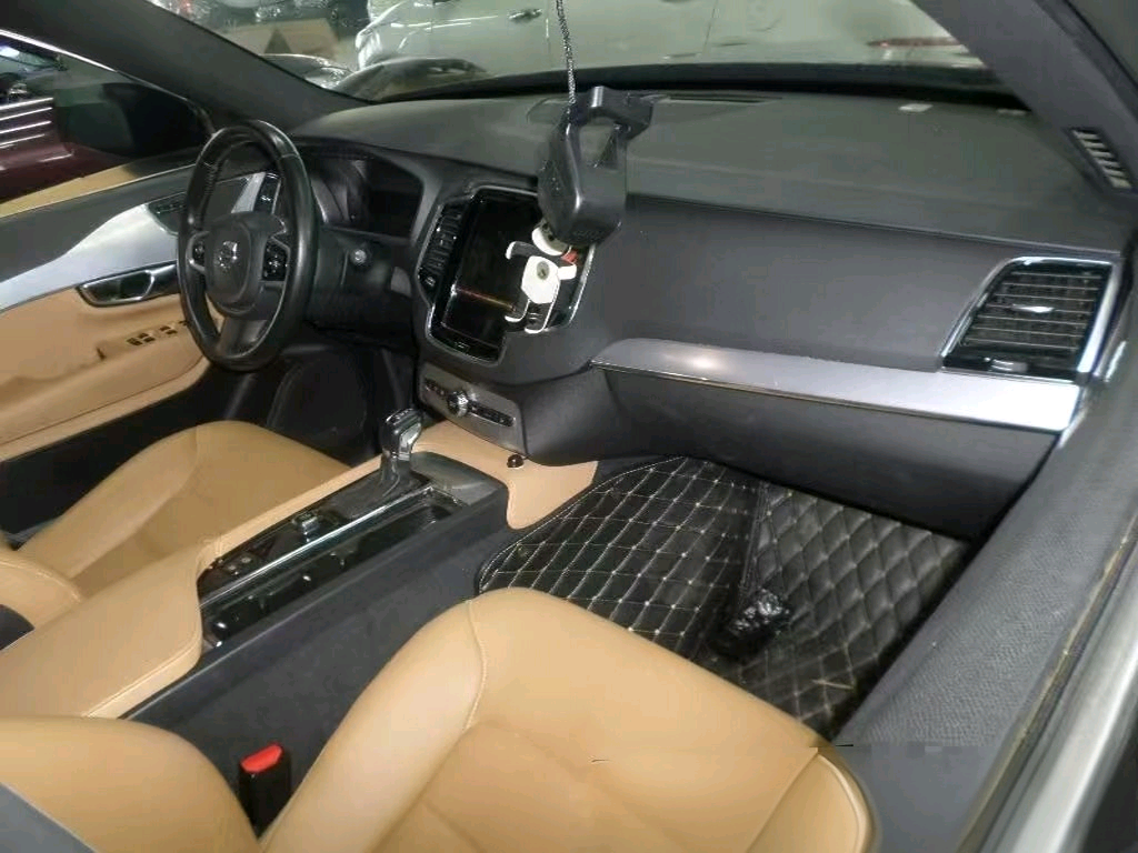 长沙市17年沃尔沃XC905