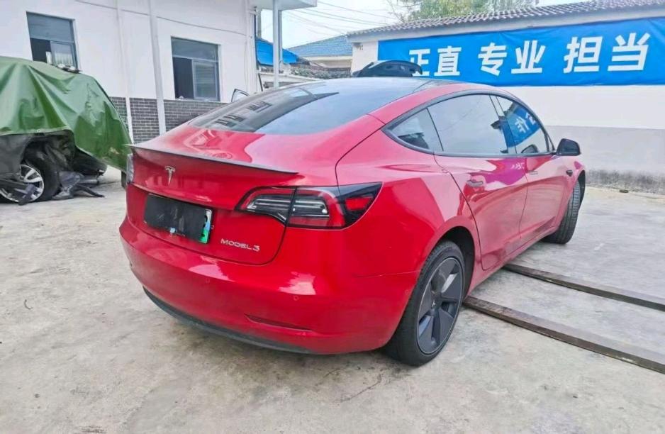南京市23年特斯拉MODEL 33