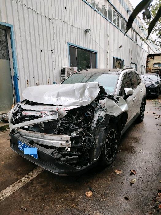 秦皇岛市22年丰田RAV4荣放3