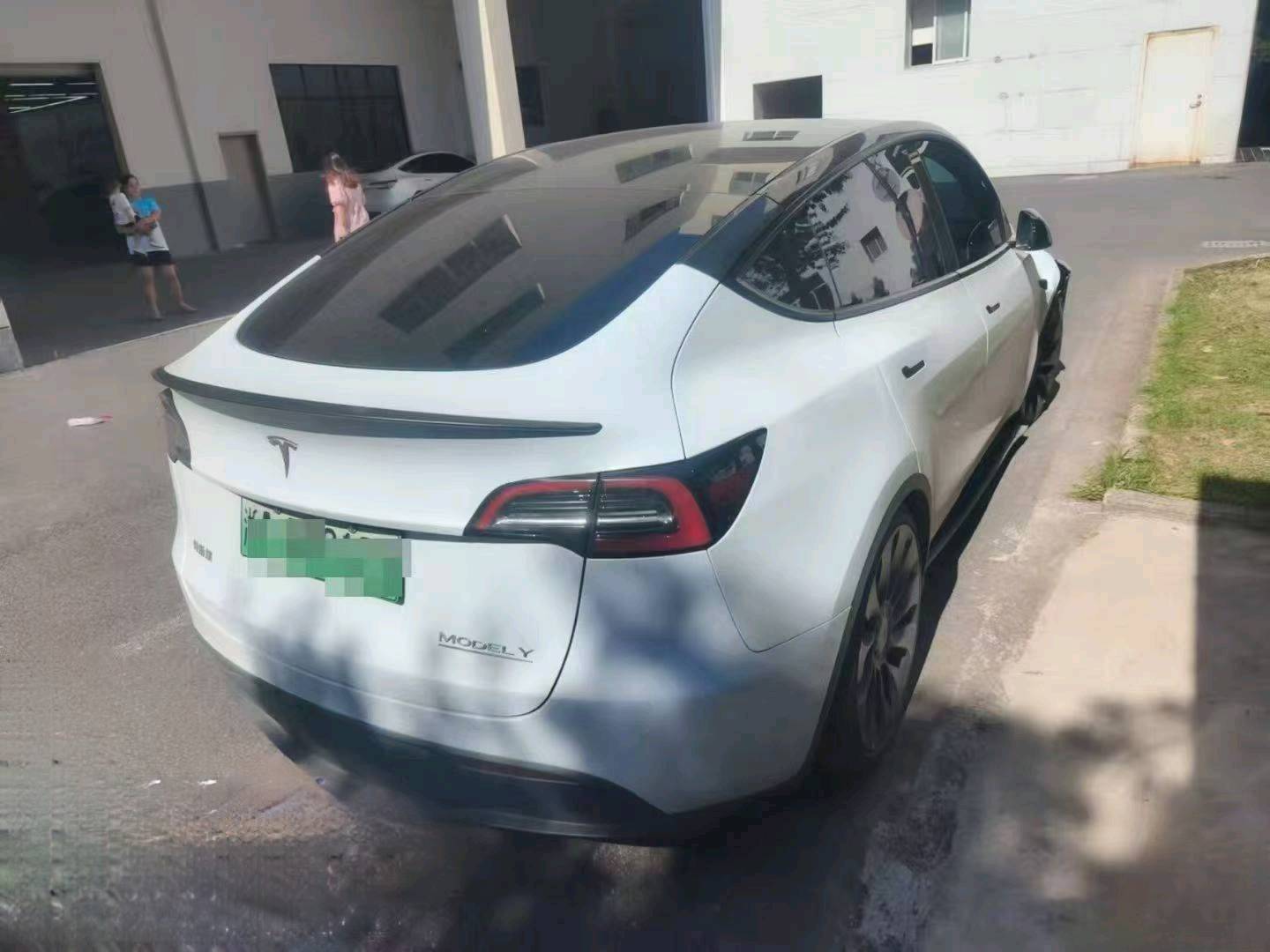 浙江23年特斯拉MODEL Y8