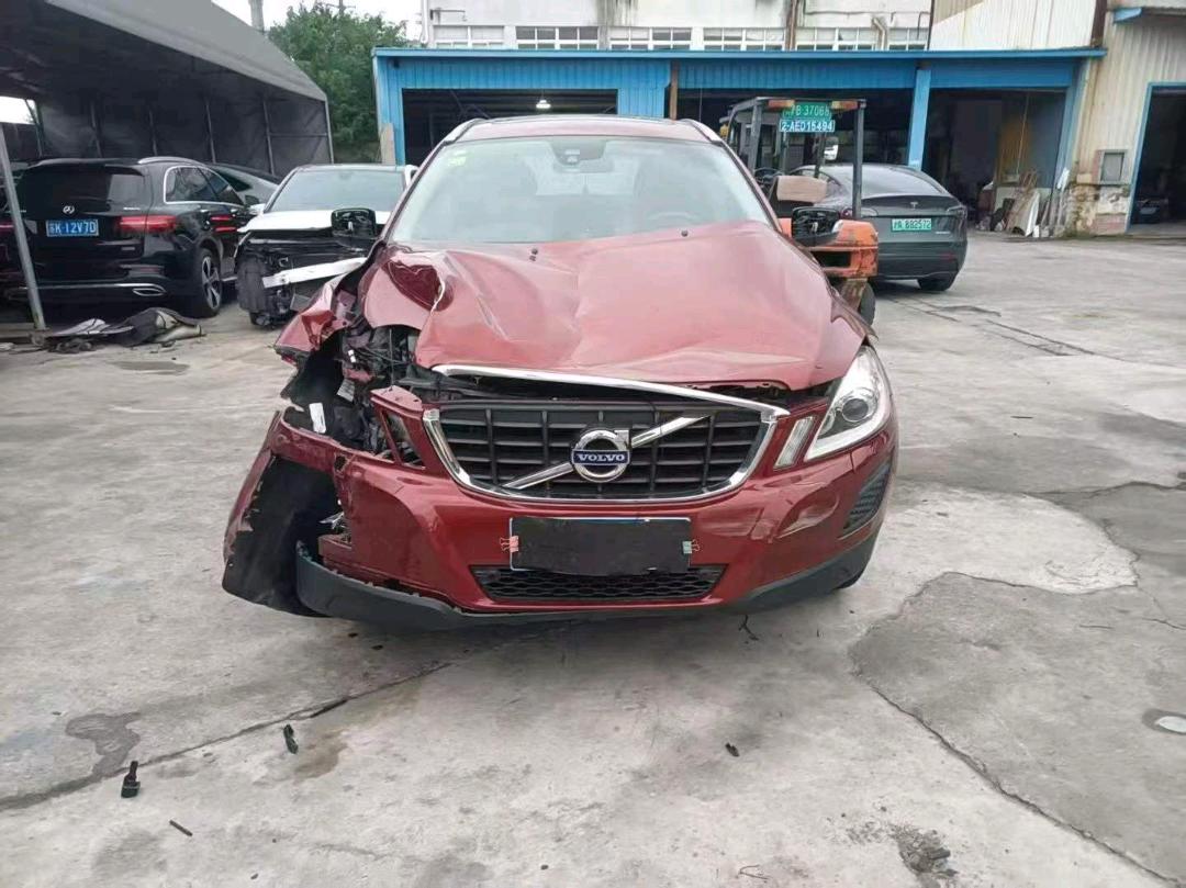 上海13年沃尔沃XC60