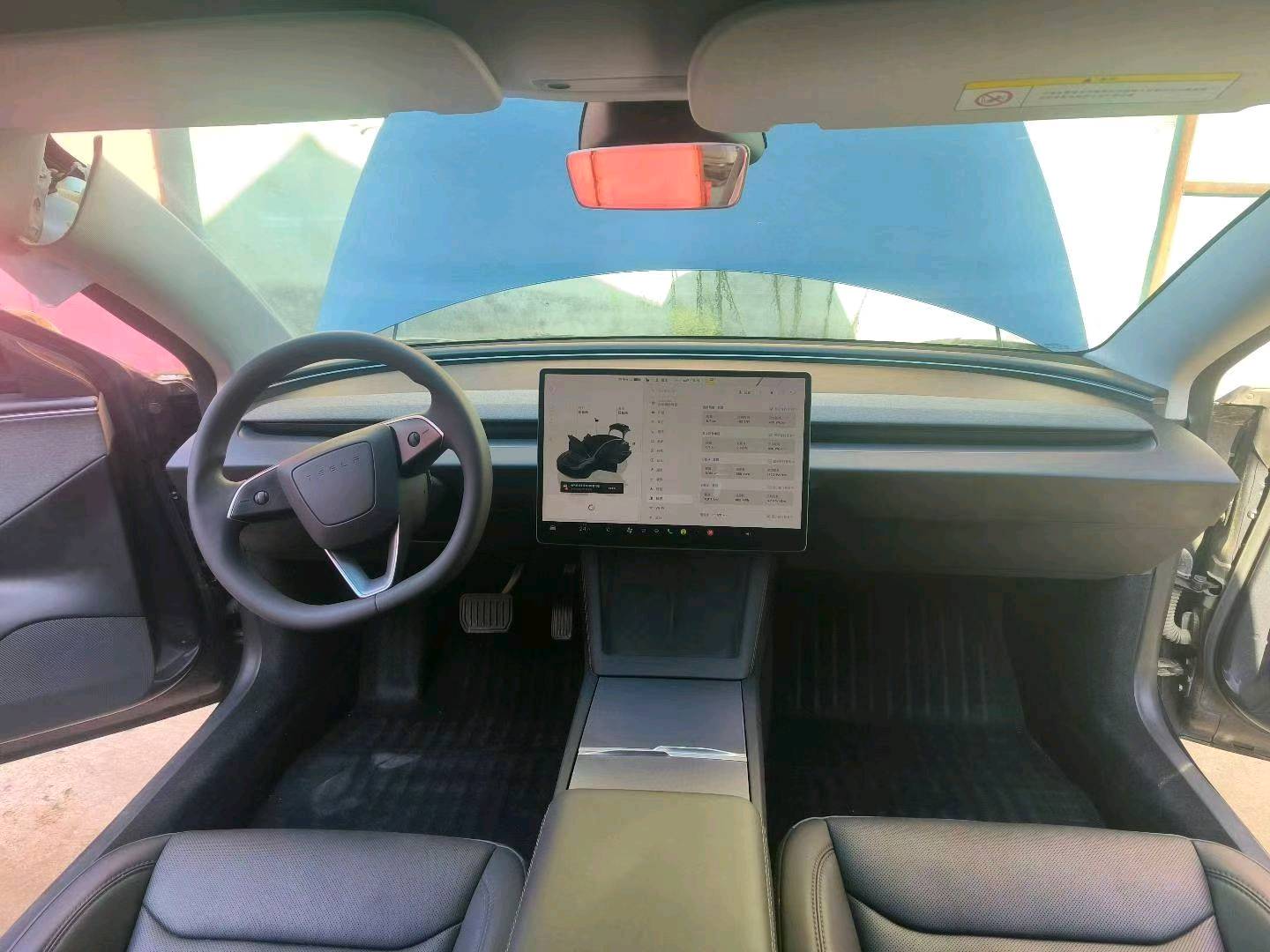 郑州市25年特斯拉MODEL 37