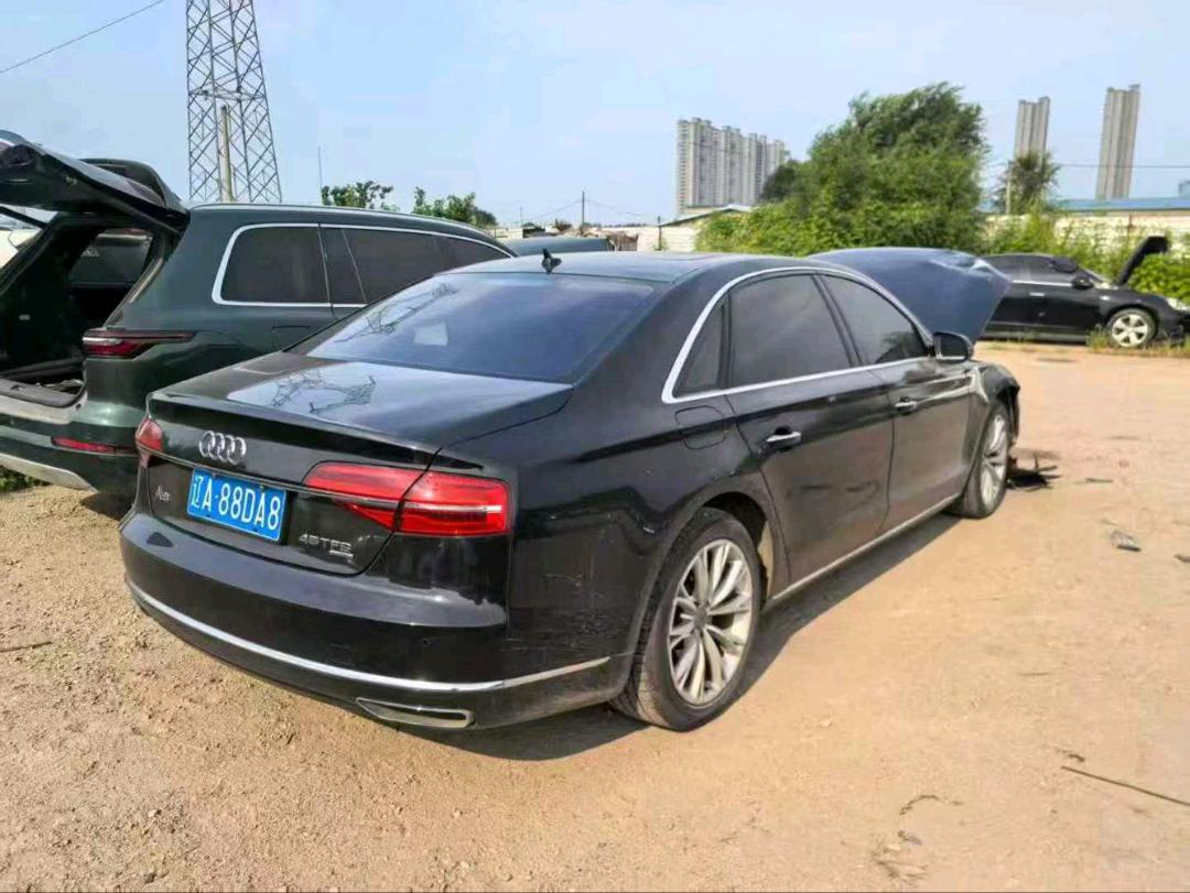 沈阳市15年奥迪A8L4