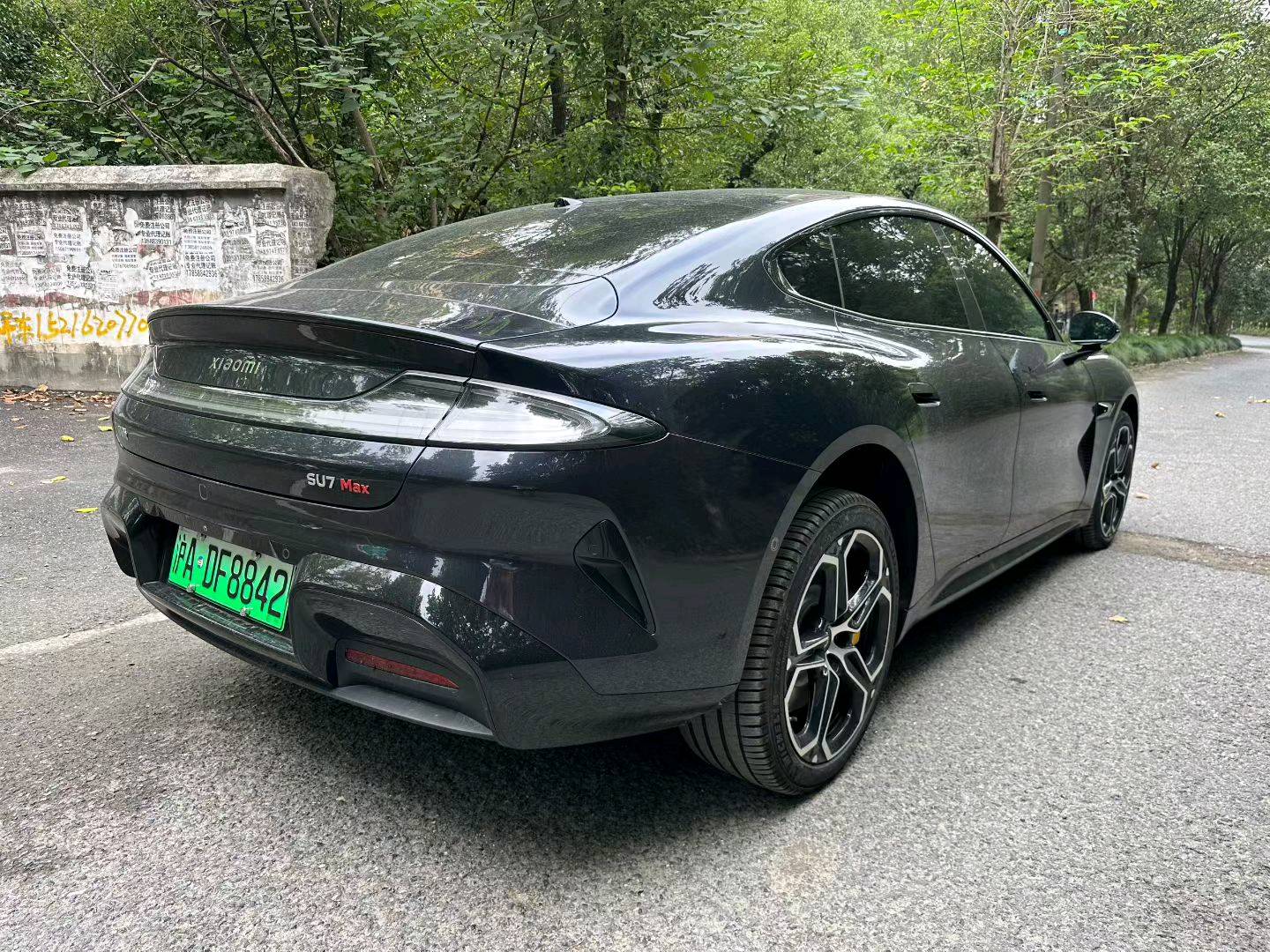 杭州市25年小米SU73