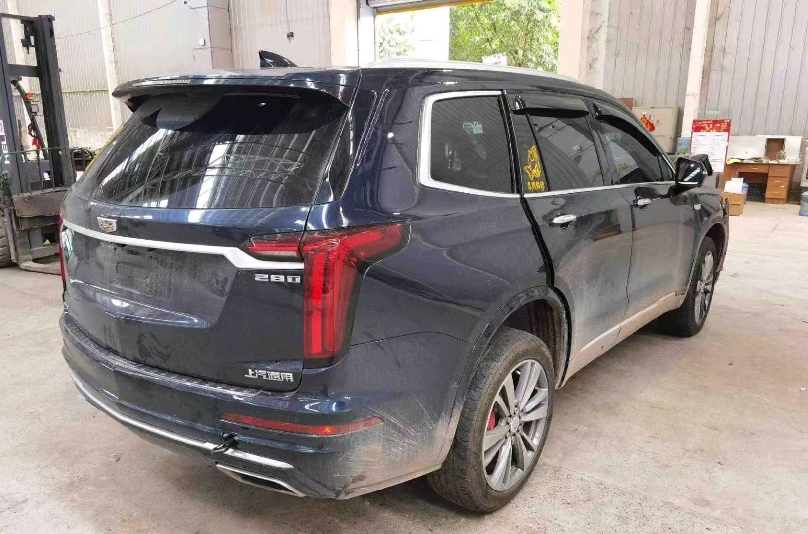 重庆20年凯迪拉克XT63