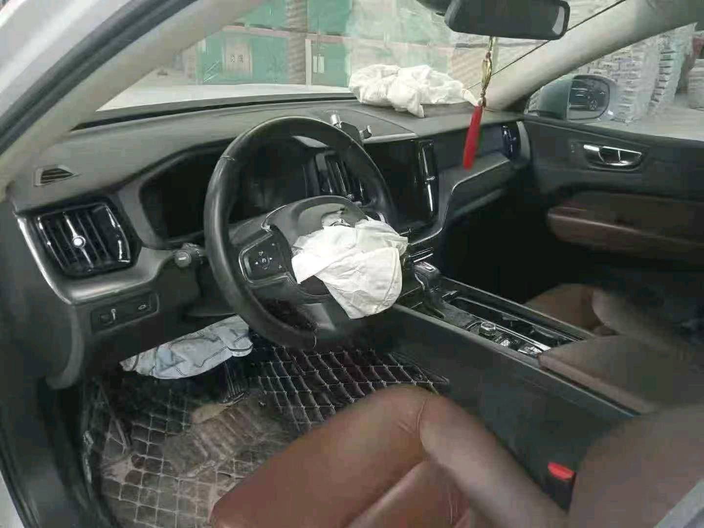 贵阳市20年沃尔沃XC608
