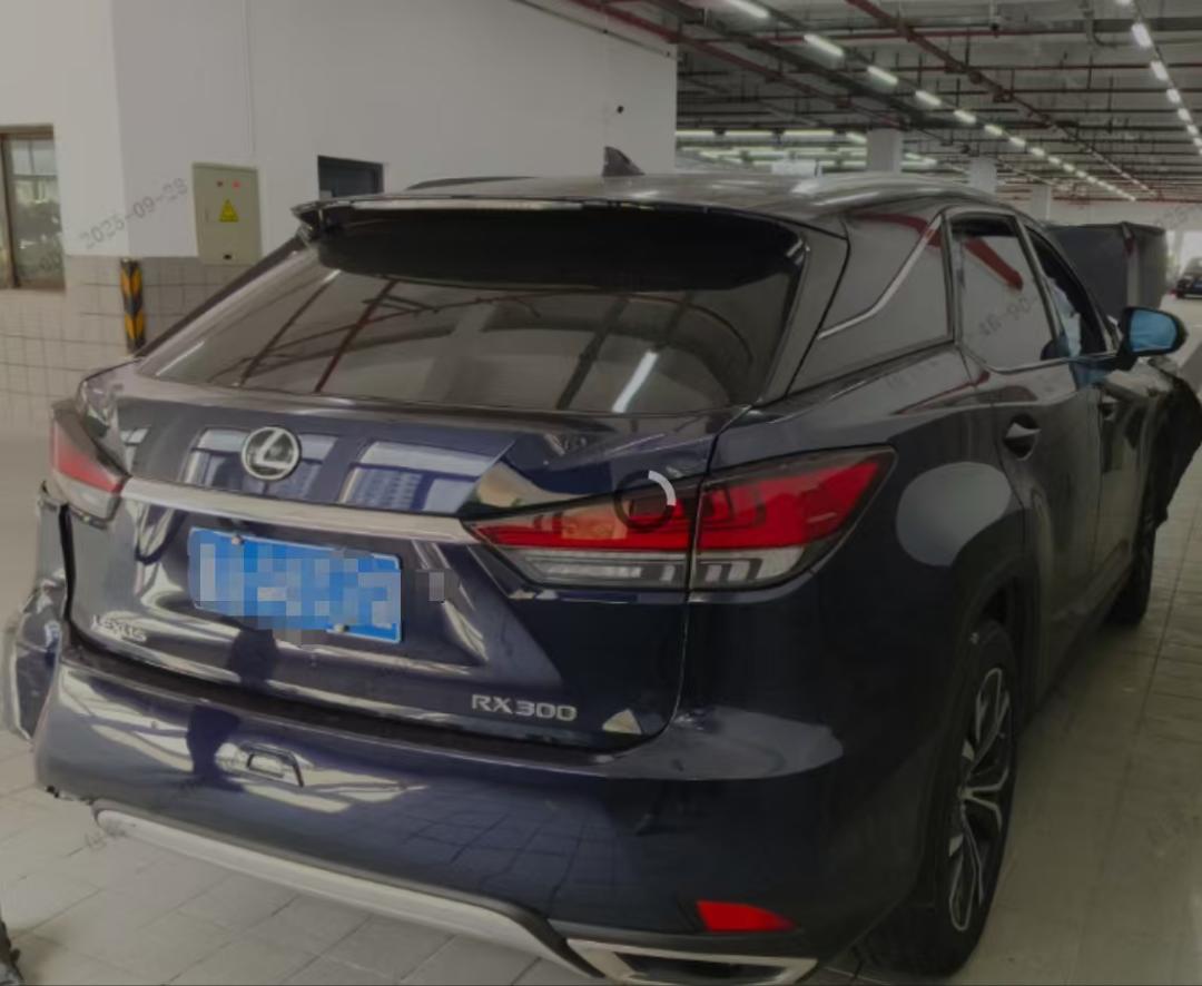 杭州市22年雷克萨斯RX8