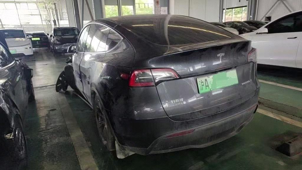 四川24年特斯拉MODEL Y3