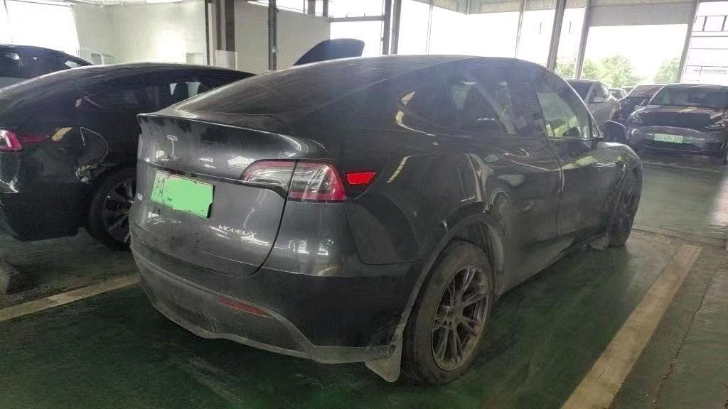 四川24年特斯拉MODEL Y4