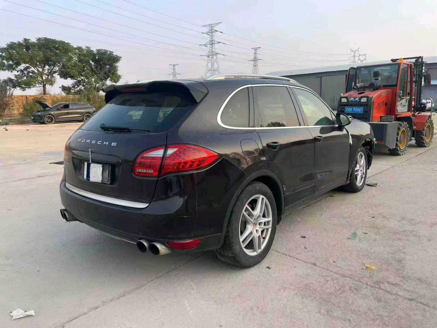 卡宴事故车可以买吗？多少钱？-购买事故车