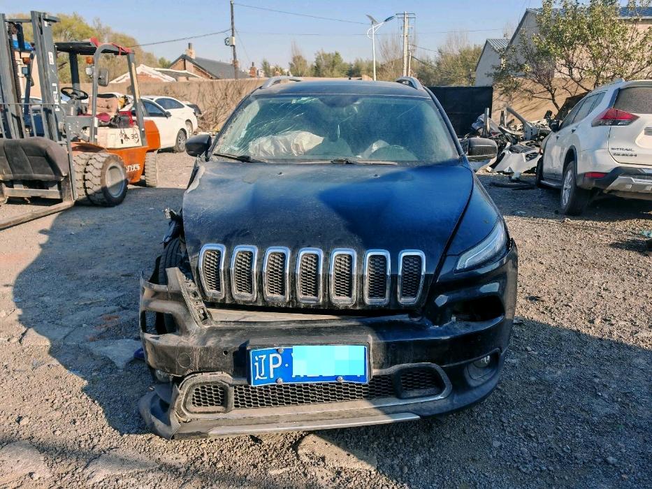 沈阳市16年Jeep自由光