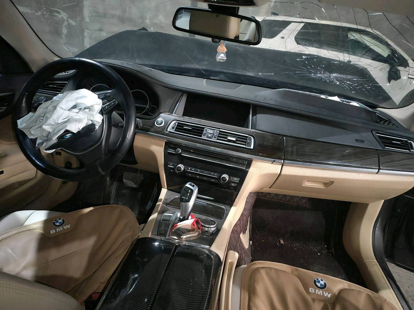 济南市14年宝马7系7