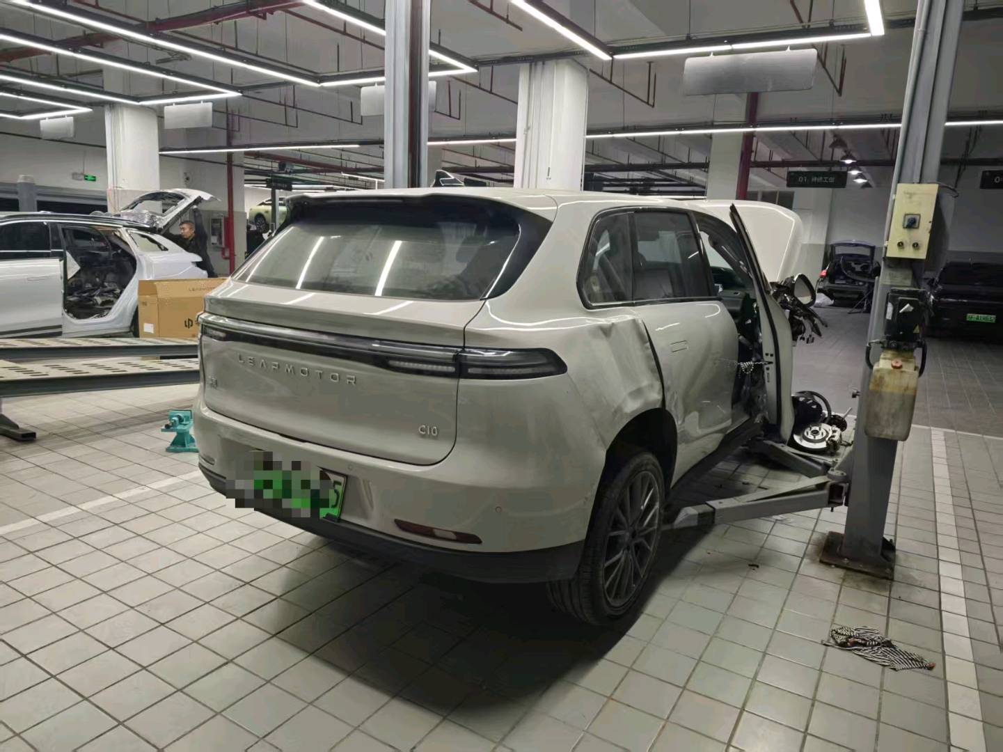 南通市25年零跑汽车C104