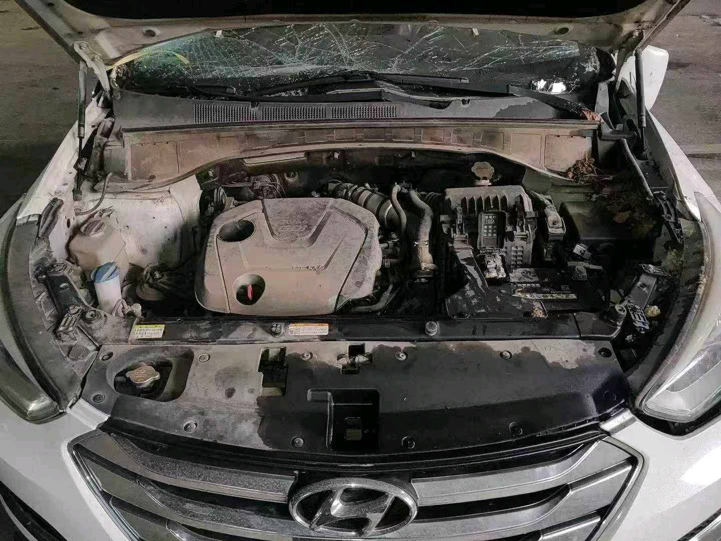 西安市16年现代胜达7