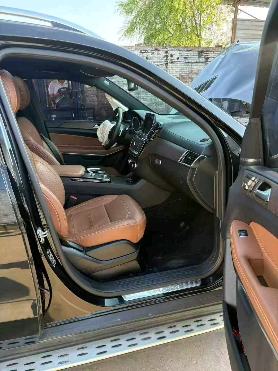 北京19年奔驰CLS2