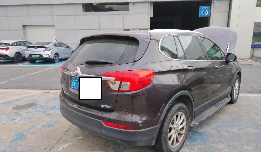 上海17年别克昂科威4