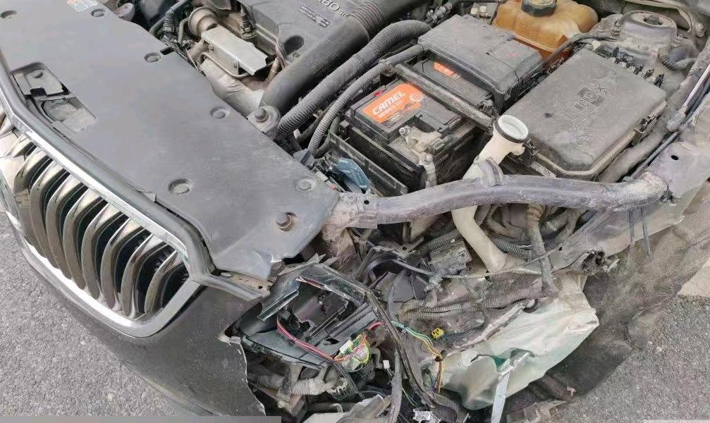 上海17年别克昂科威6