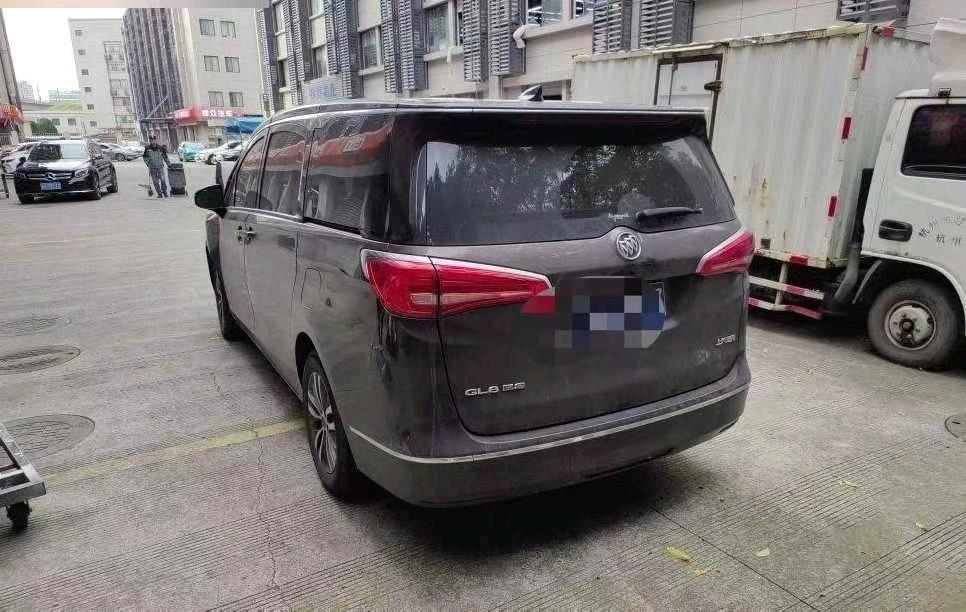 杭州市18年别克GL84
