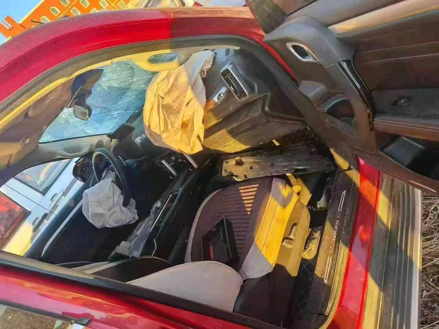 鄂尔多斯市20年哈弗大狗8