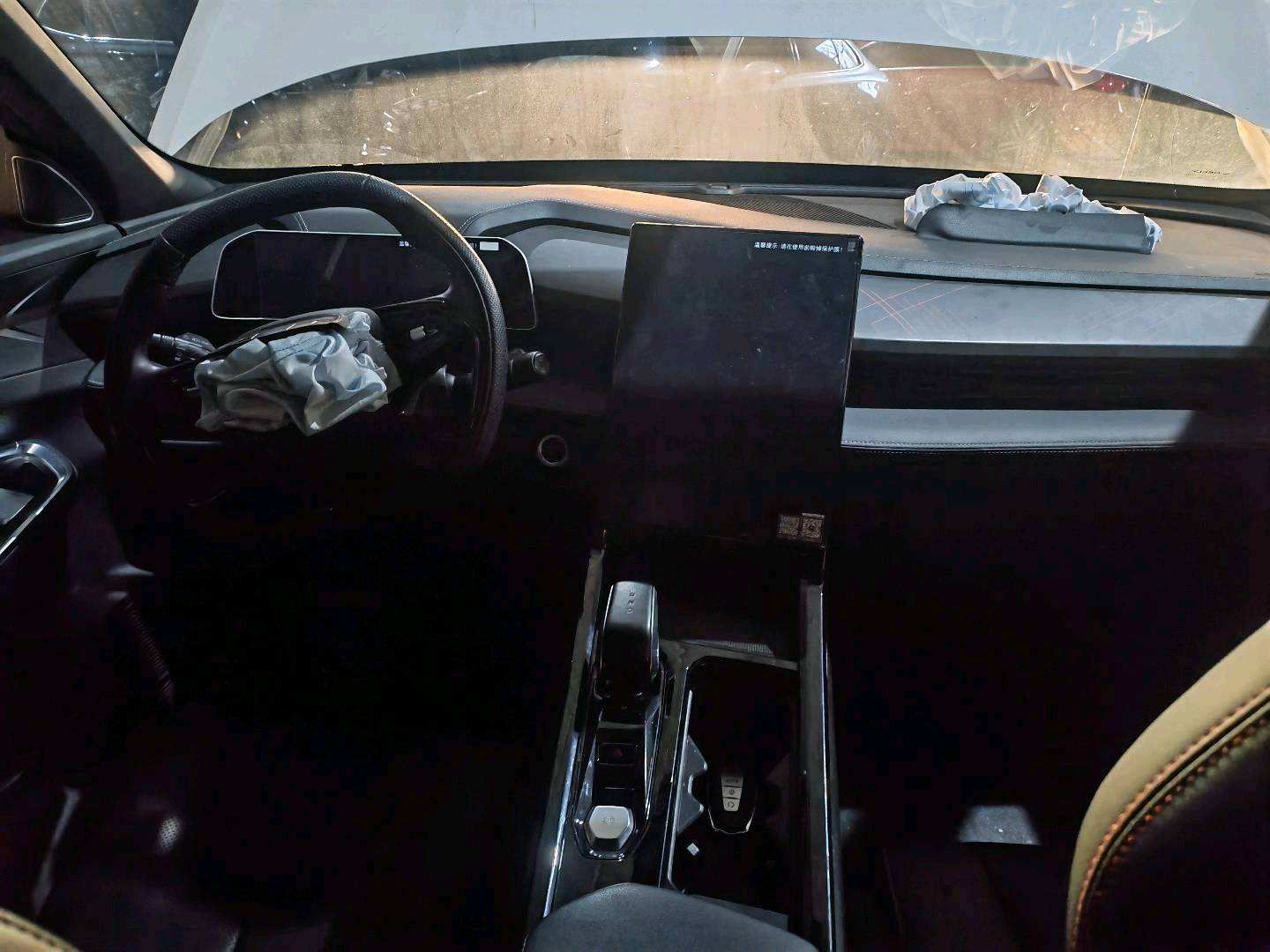 济南市24年吉利博越8