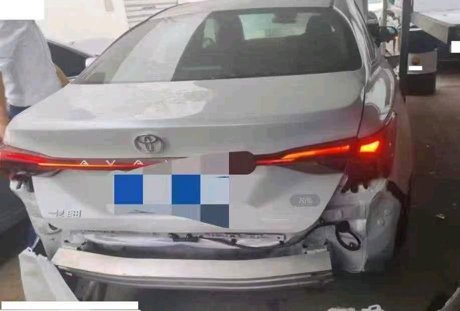 安徽25年丰田亚洲龙3