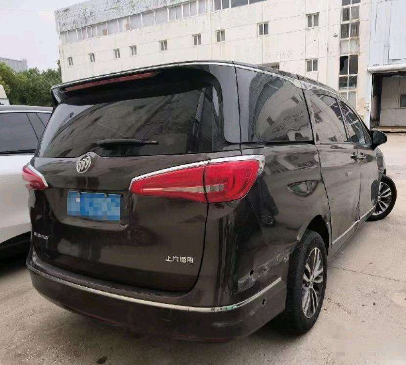 盐城市18年别克GL82