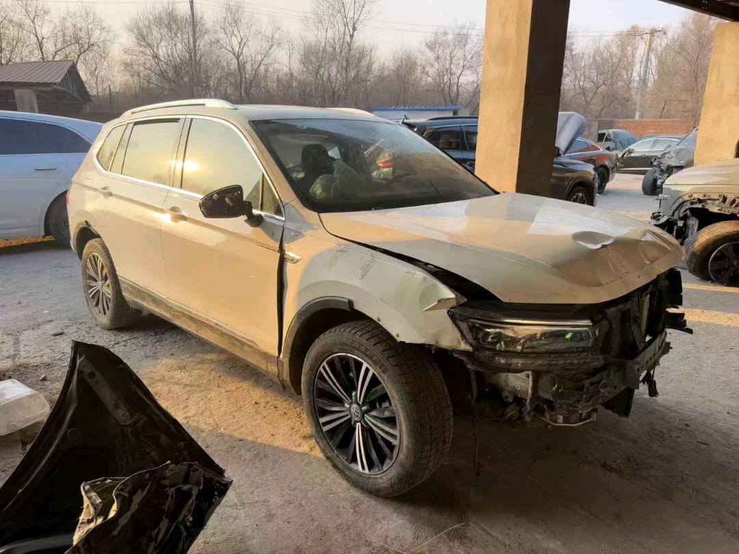 哈尔滨市17年大众途观3