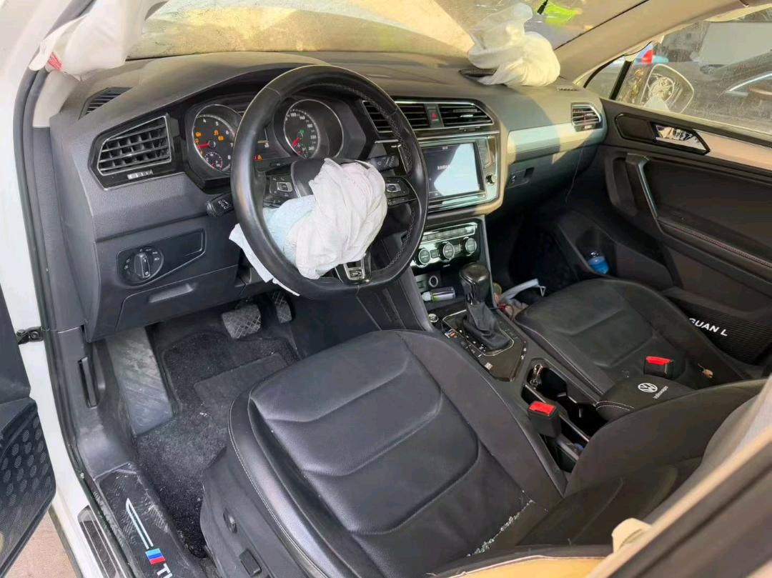 哈尔滨市17年大众途观7