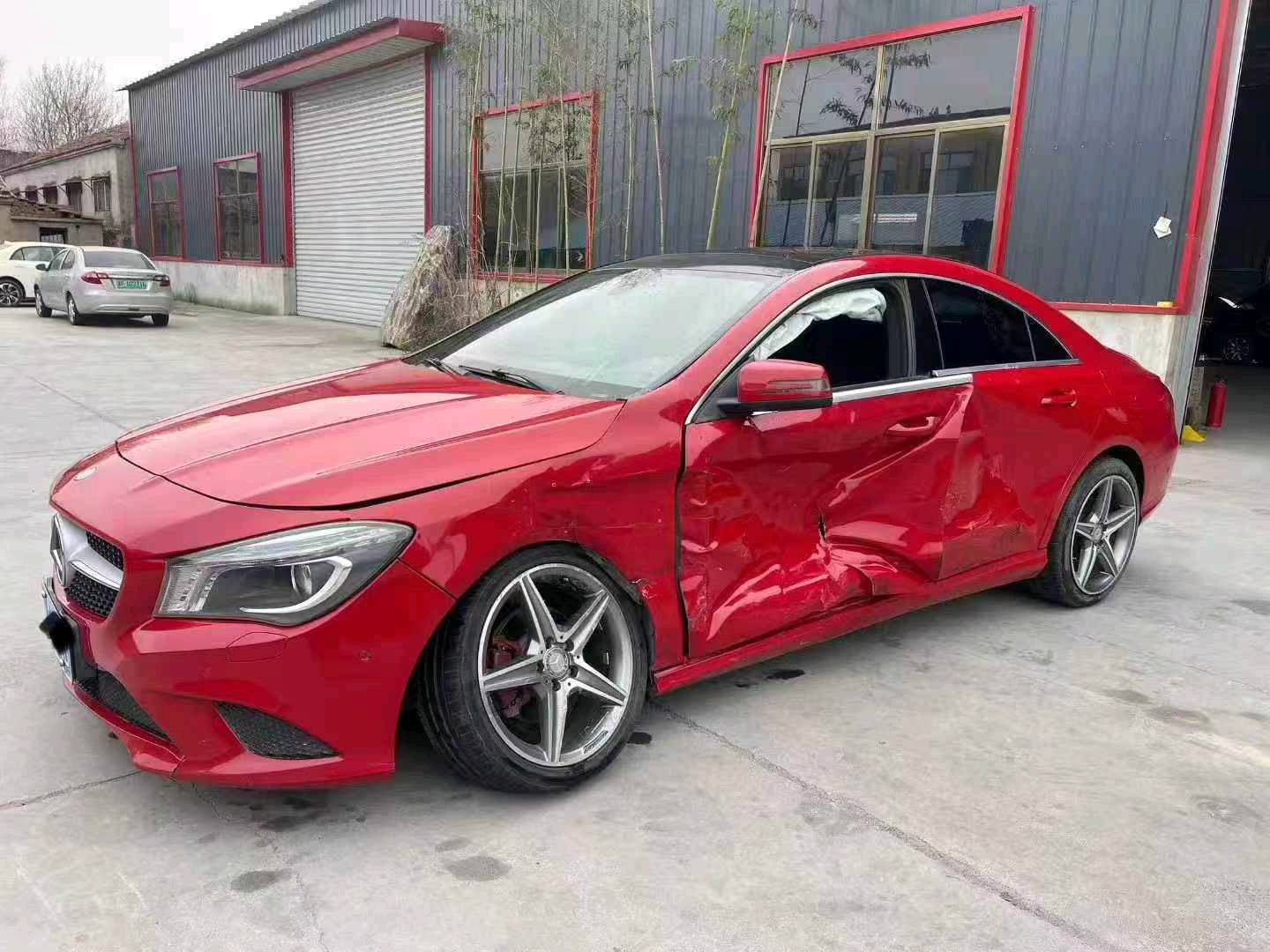 山东16年奔驰CLA2