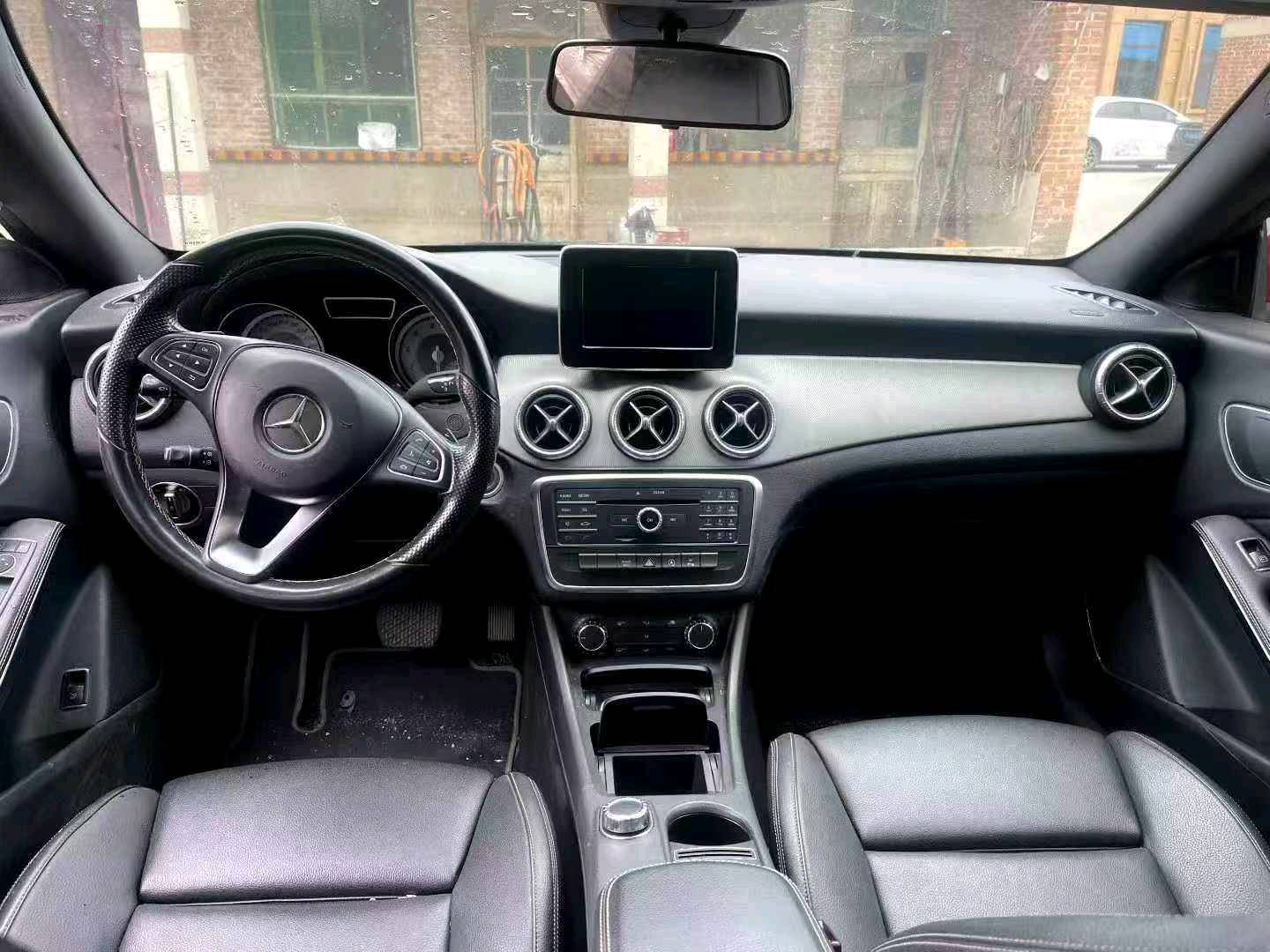 山东16年奔驰CLA8