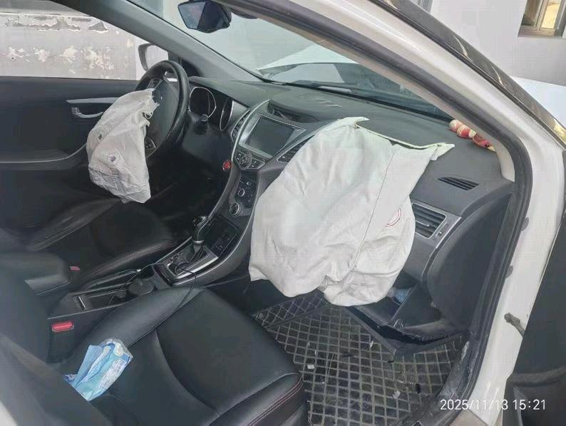 潍坊市17年现代朗动6