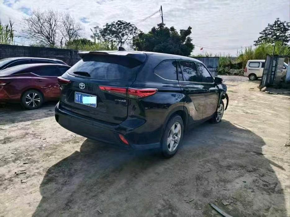 广州市23年丰田汉兰达5