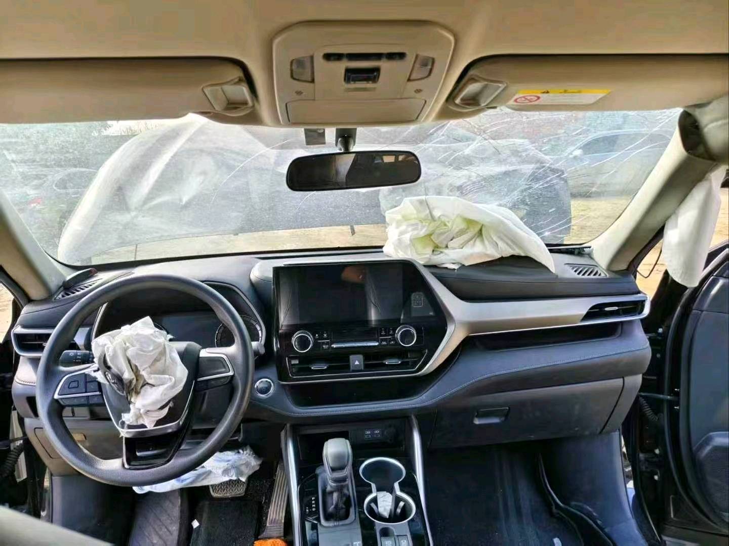 广州市23年丰田汉兰达8