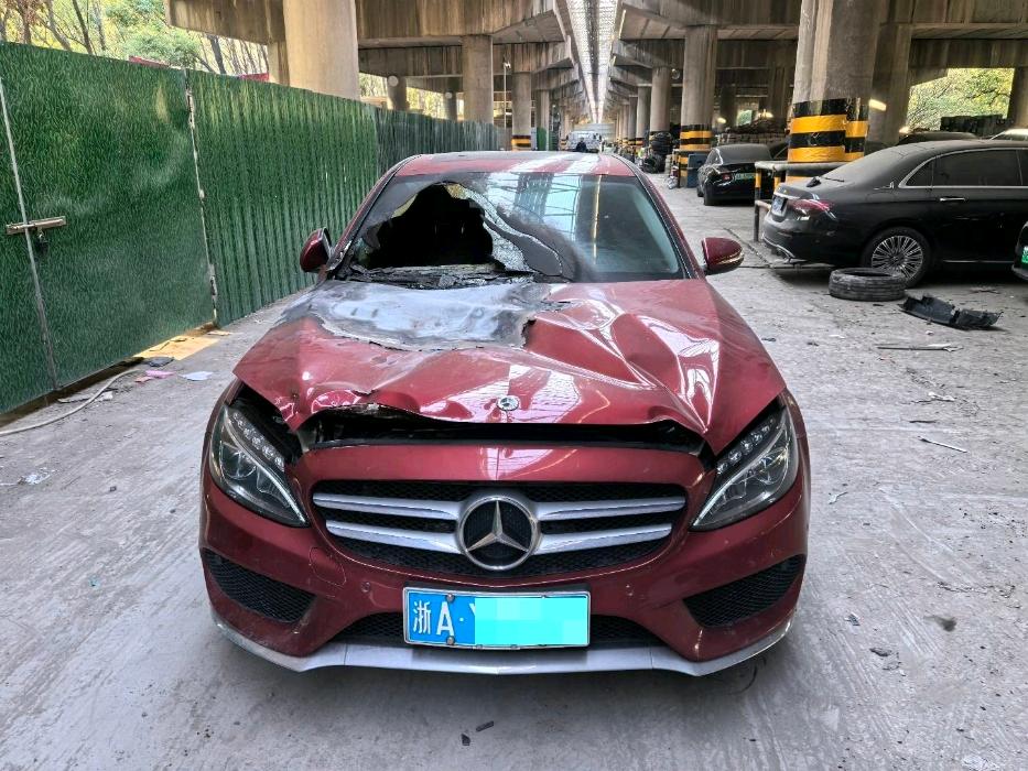 杭州市17年奔驰C