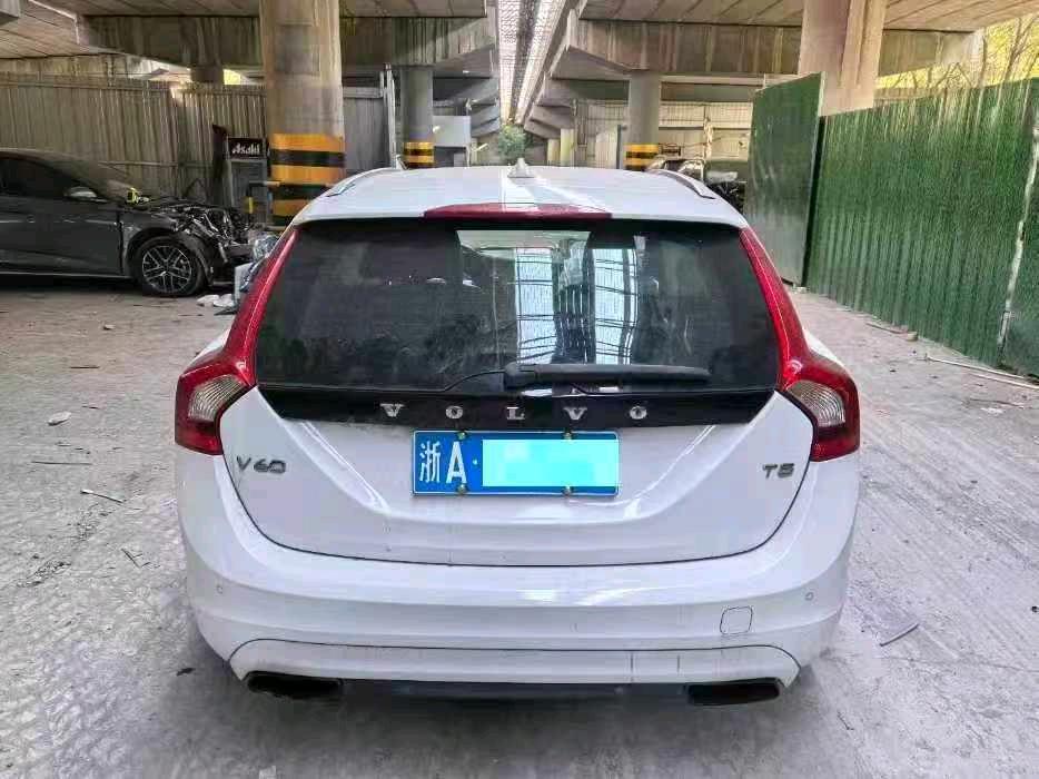 杭州市15年沃尔沃V605