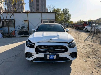 淄博市22年奔驰E