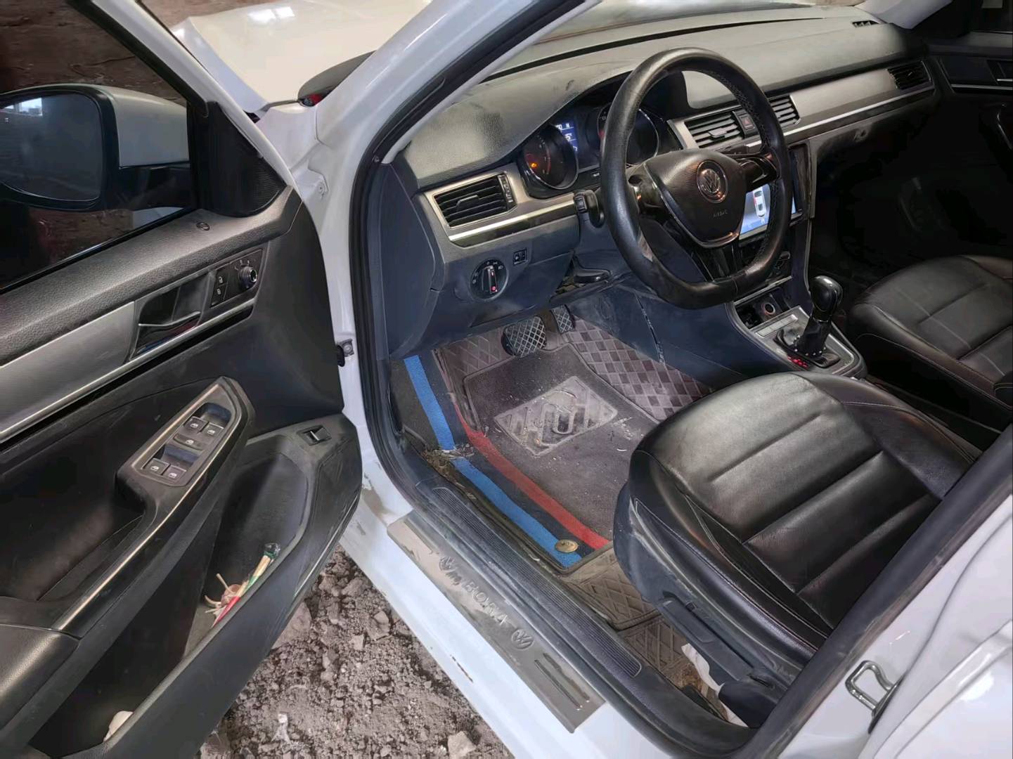 哈尔滨市17年大众宝来11