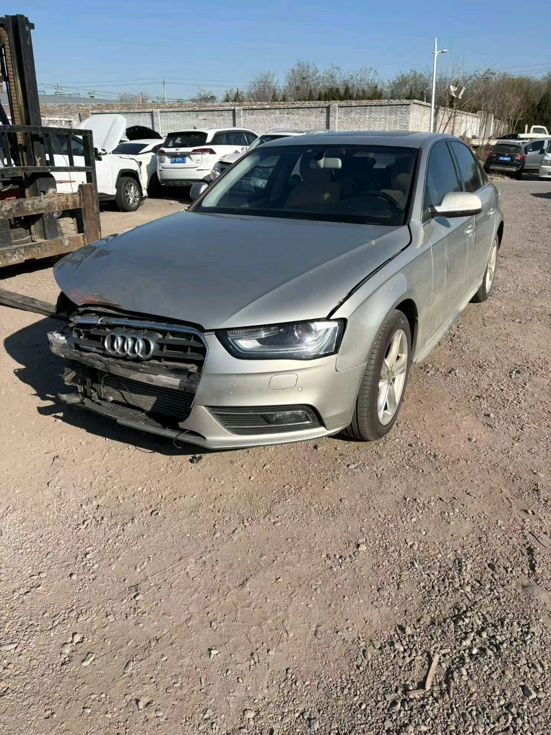 北京14年奥迪A4L2