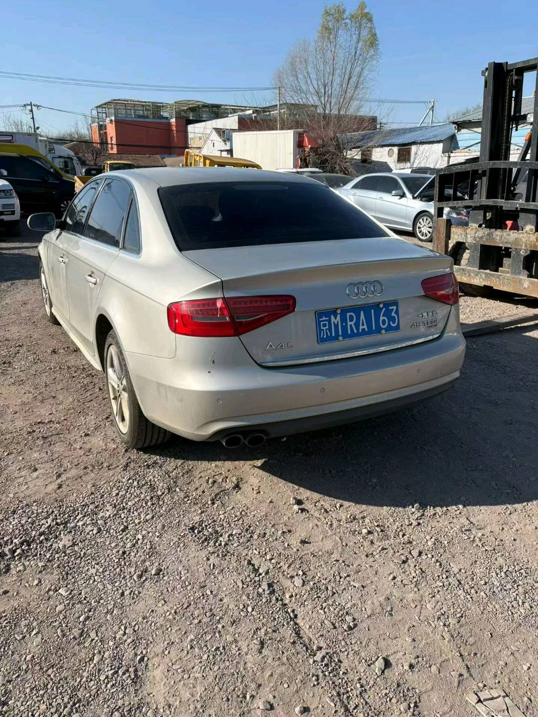 北京14年奥迪A4L4