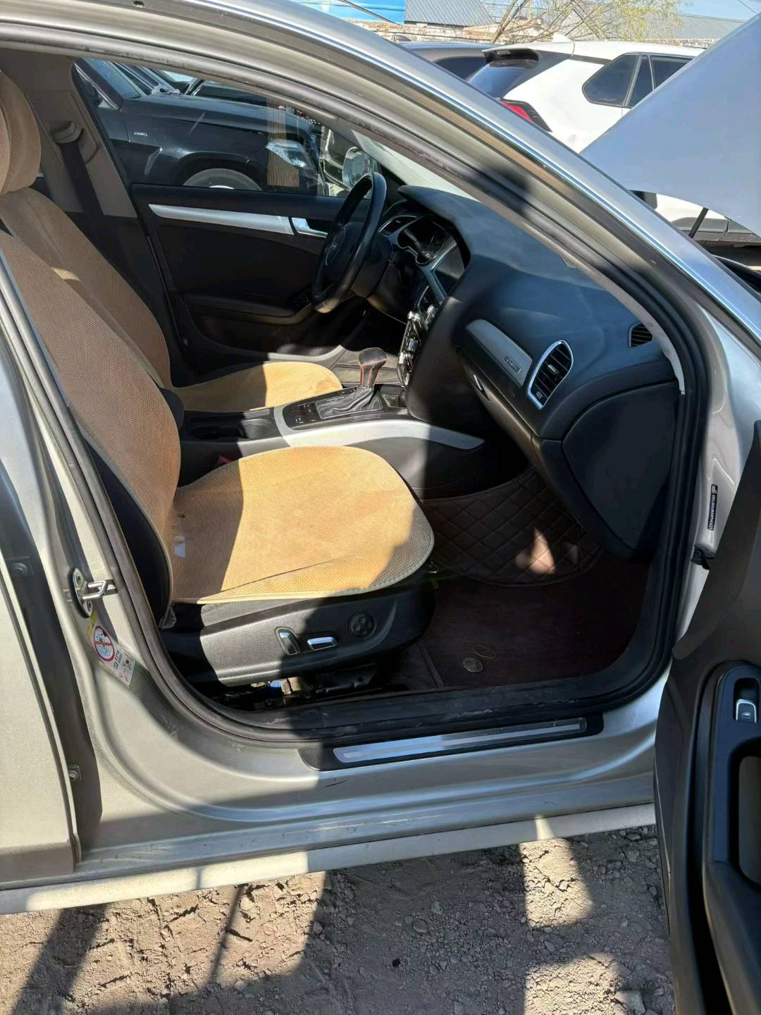 北京14年奥迪A4L7