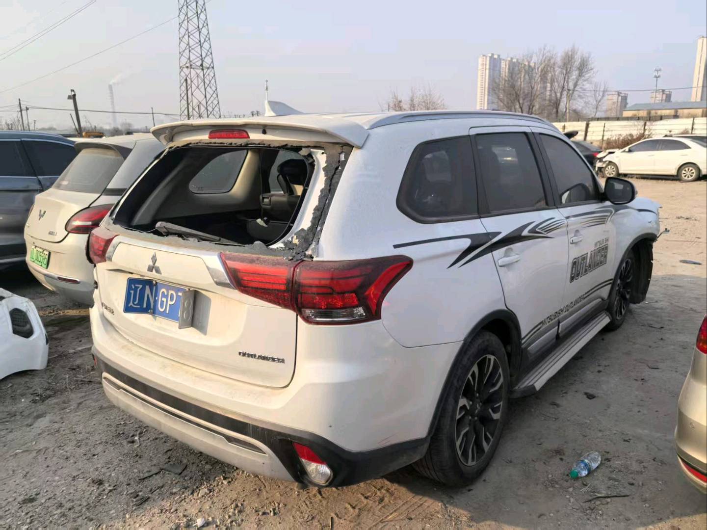 沈阳市19年三菱欧蓝德8