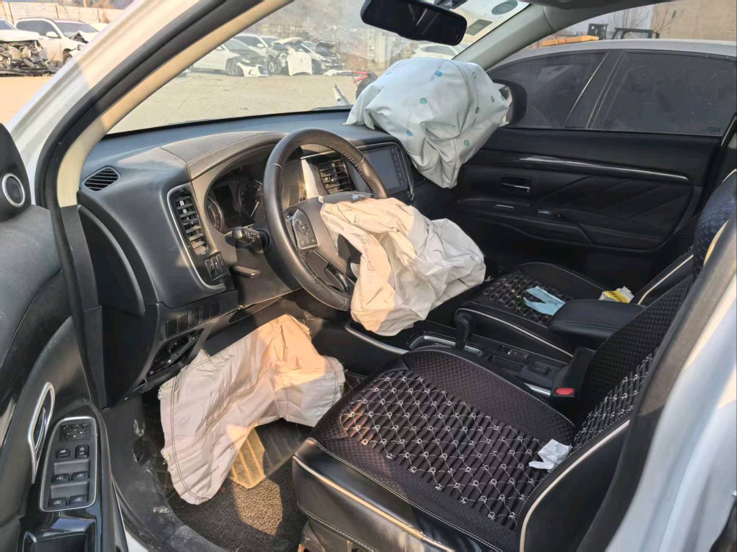 沈阳市19年三菱欧蓝德10