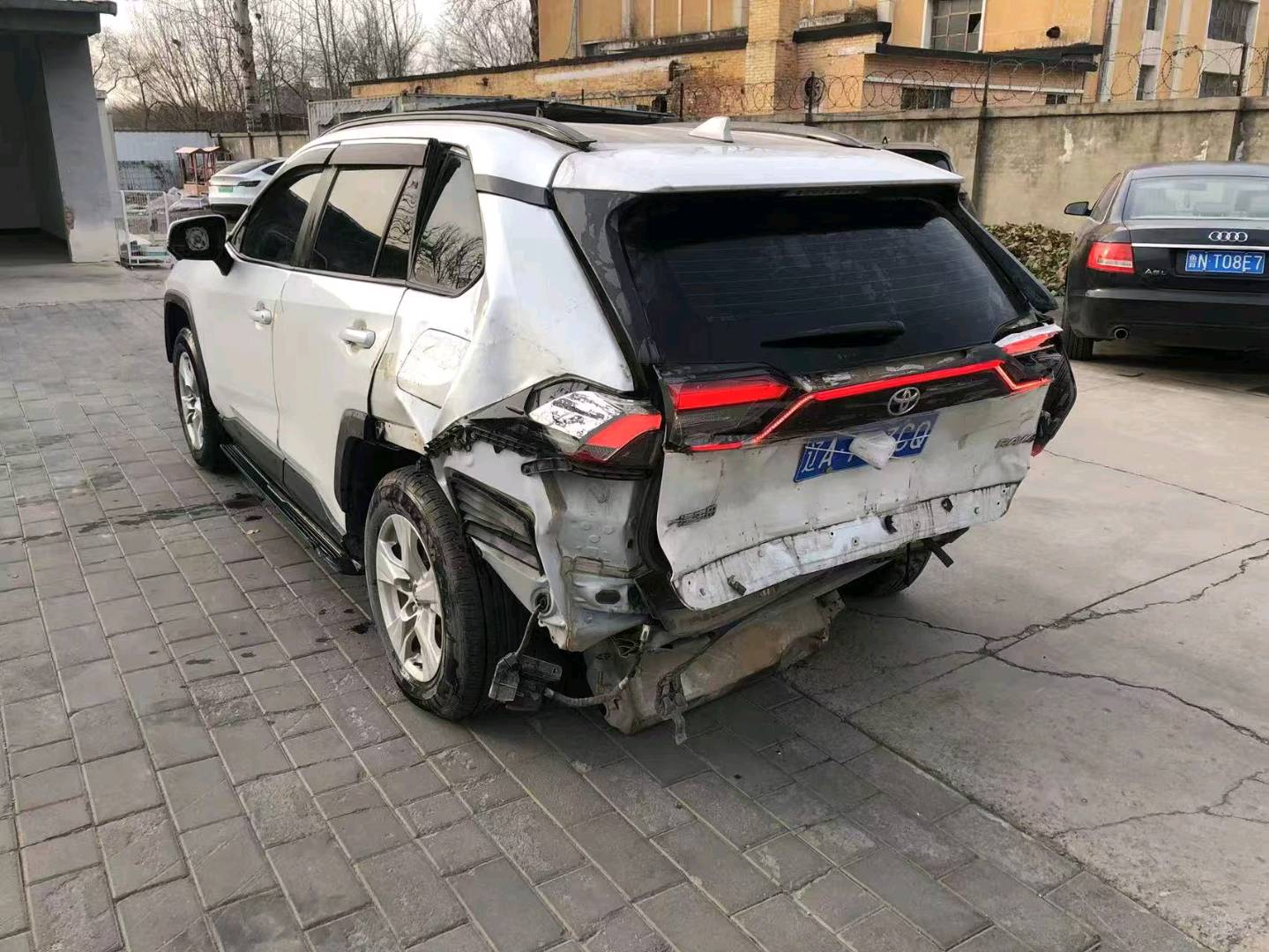 北京24年丰田RAV4荣放3